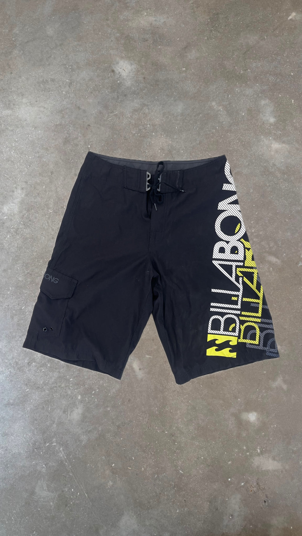 BS0013 BILABONG BOARDSHORTS