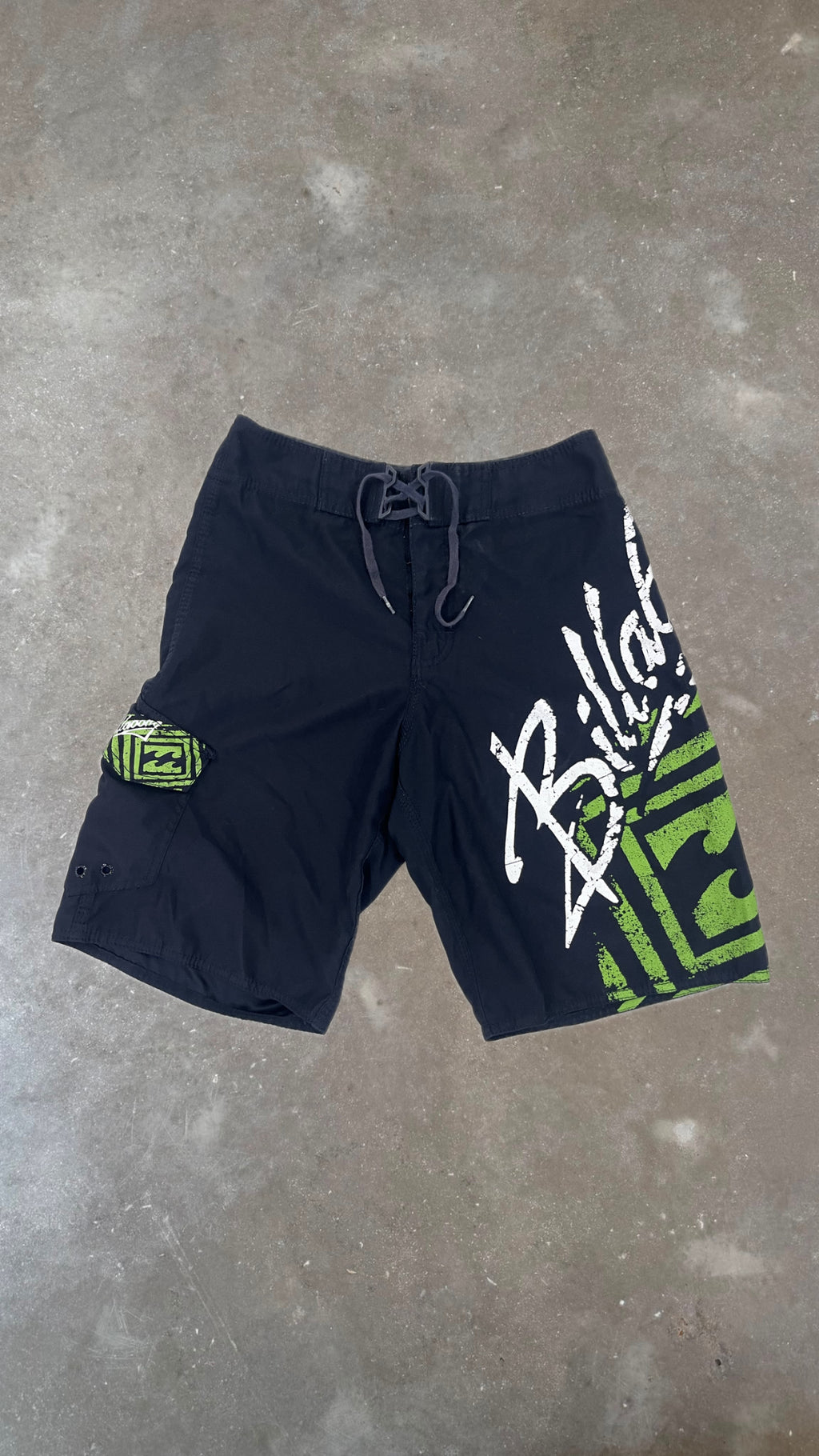 BS0016 BILLBAONG BLACK BOARDSHORTS