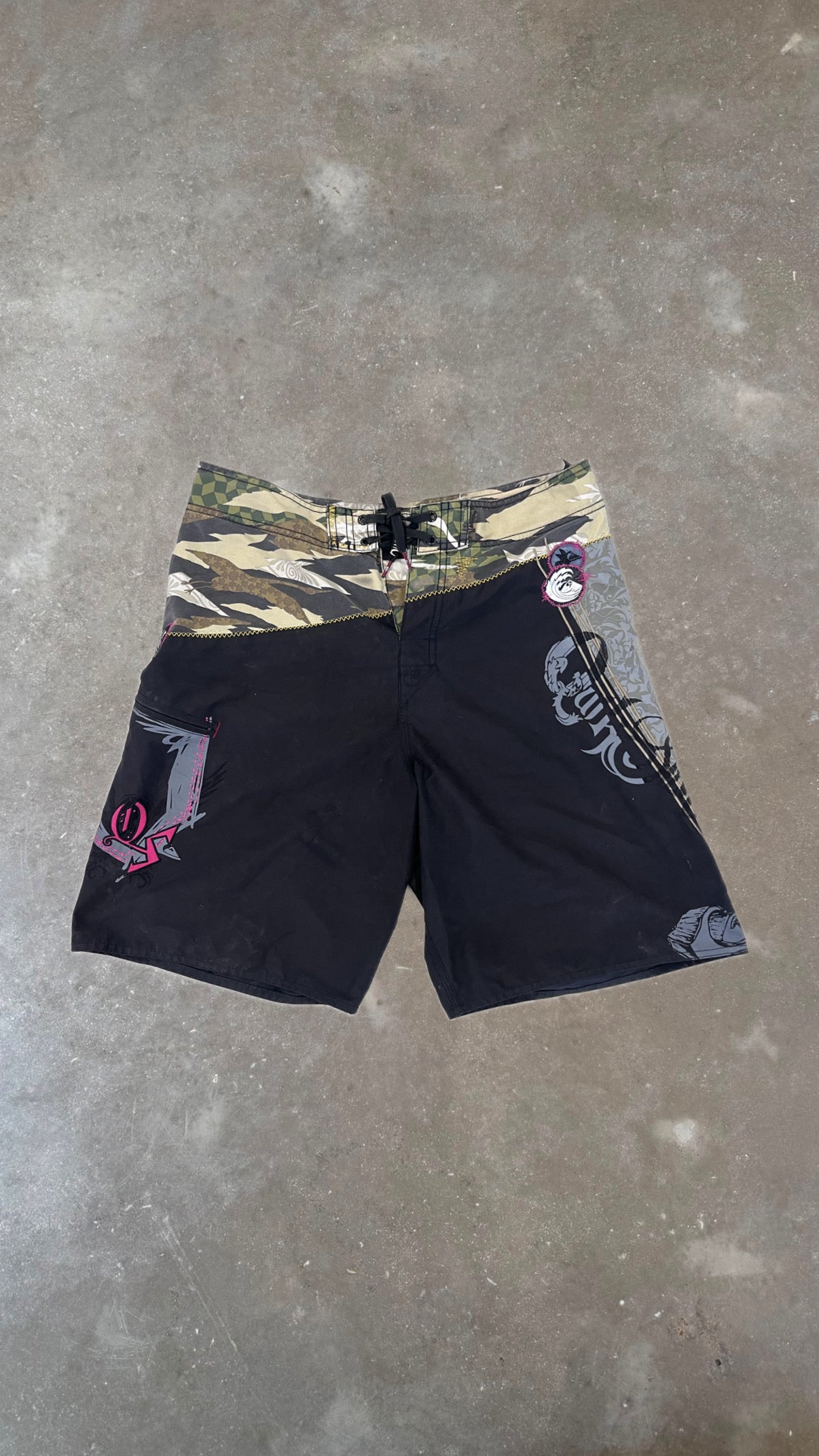 BS0029 QUICKSILVER BOARDSHORTS