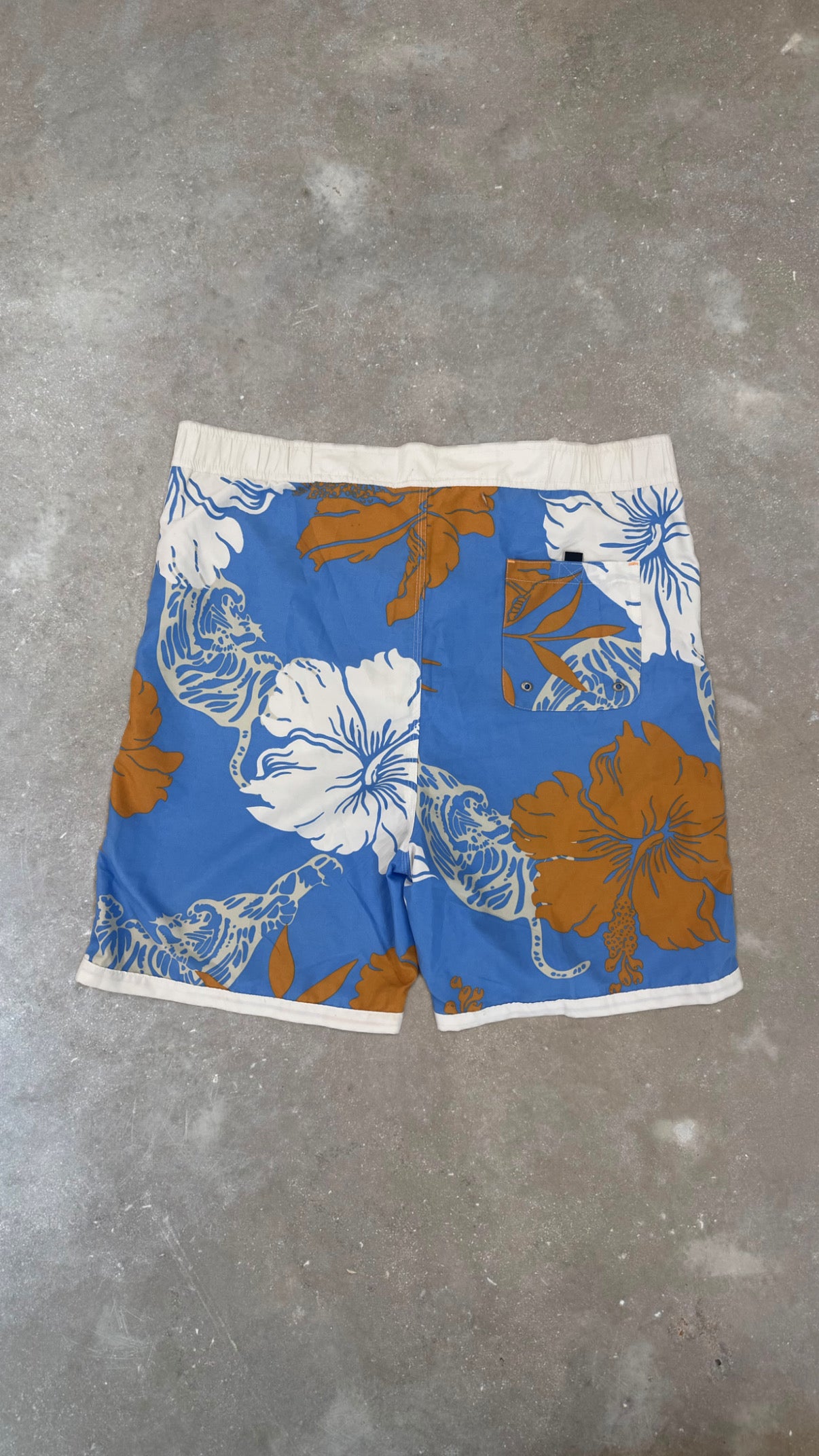 BS0036 FLORAL ONEILL BOARDSHORTS IN BLACK ORANGE AND WHITE