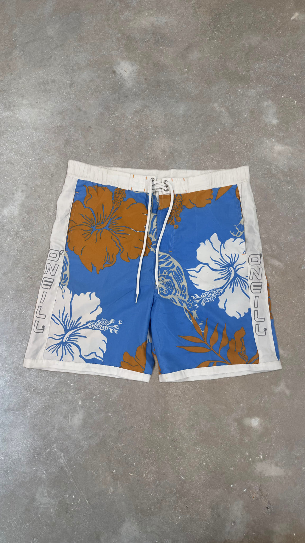 BS0036 FLORAL ONEILL BOARDSHORTS IN BLACK ORANGE AND WHITE