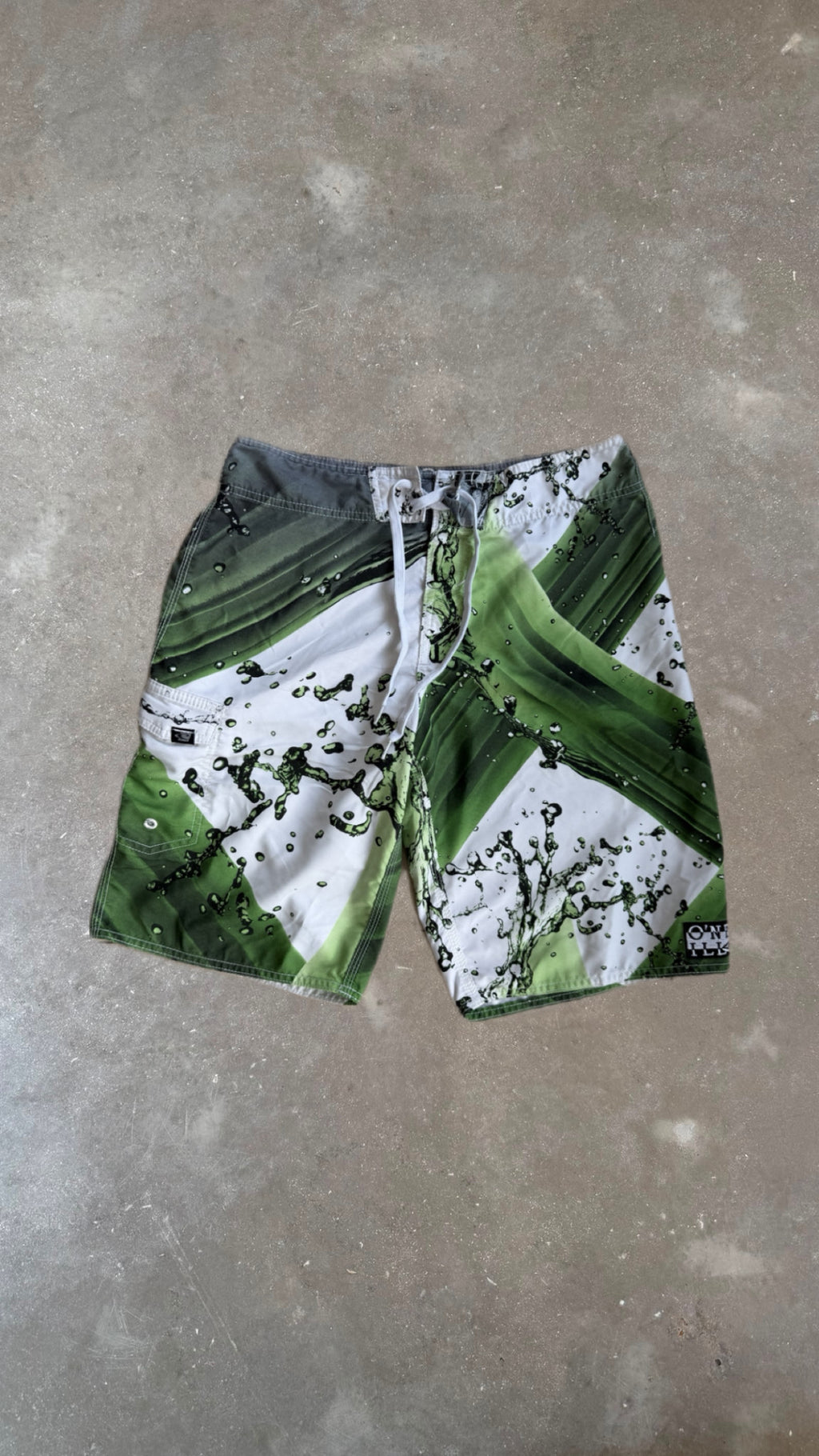 BS0106 O'Neill Green and White Vintage Boardshorts (30")