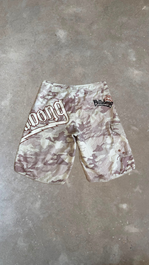 BILLABONG CAMO BOARDSHORTS (WHITE/GRAY)