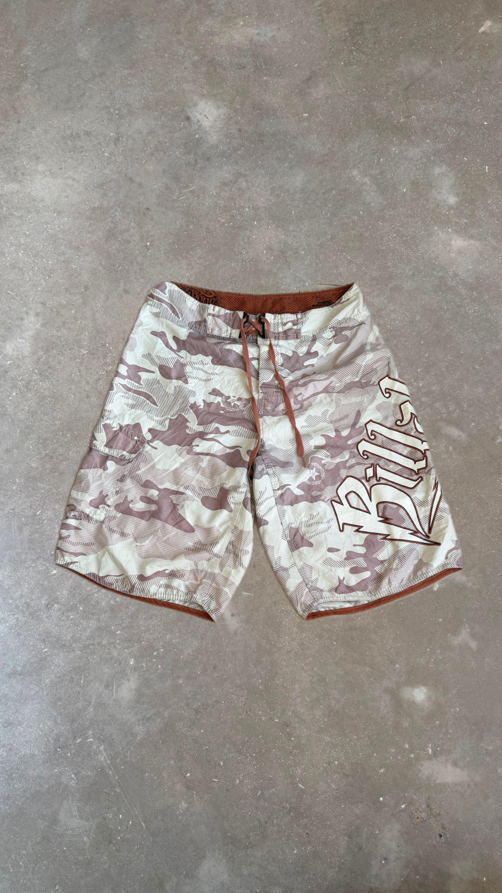 BILLABONG CAMO BOARDSHORTS (WHITE/GRAY)