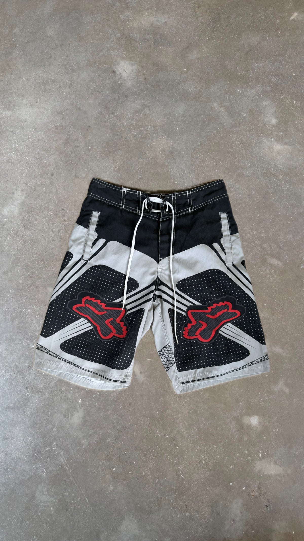 BS0144 Fox Black, White and Red Vintage Boardshorts (30")