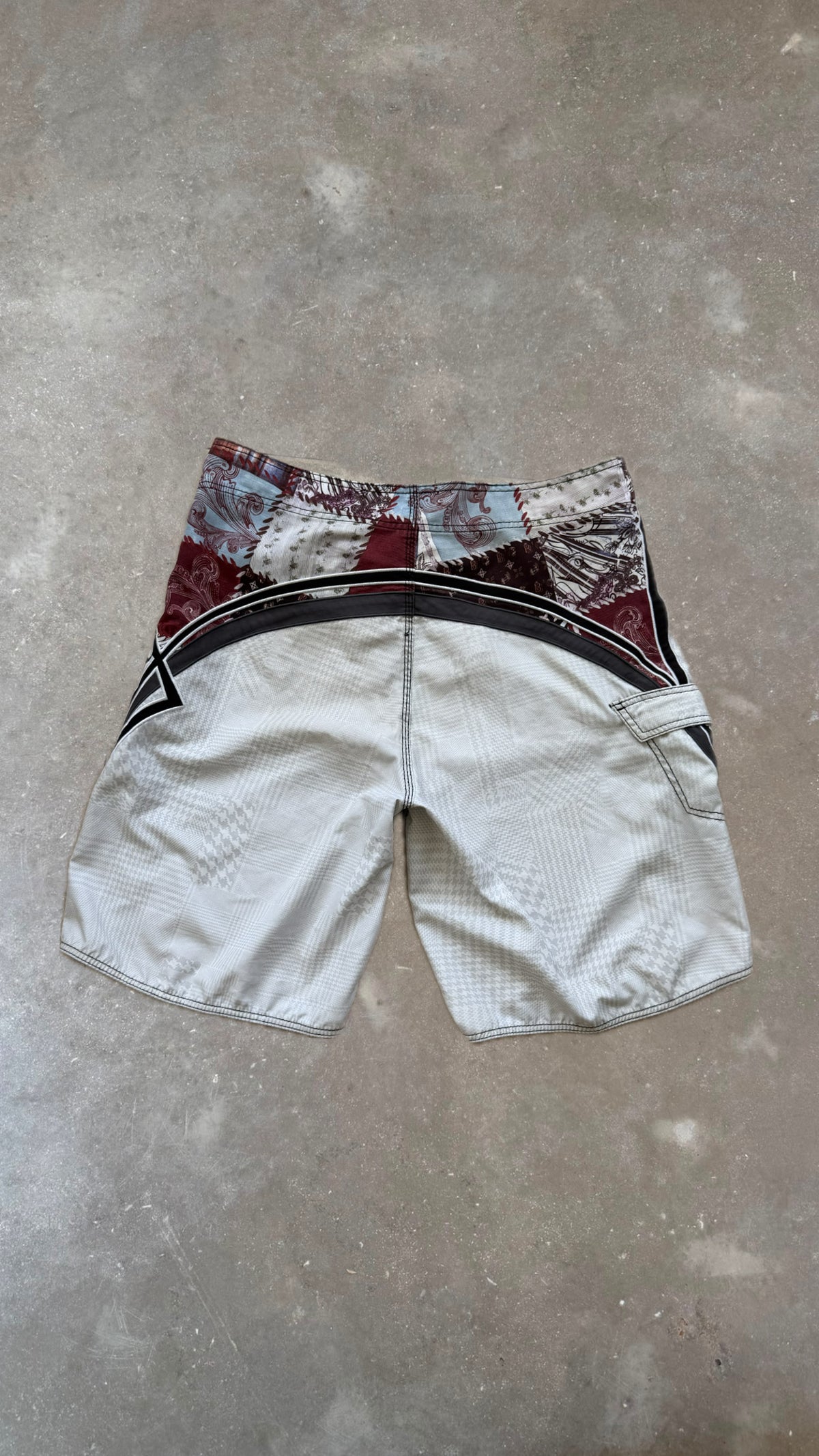 BS0153 Billabong x Occy SIGNATURE Beige and Red Vintage Boardshorts (36")