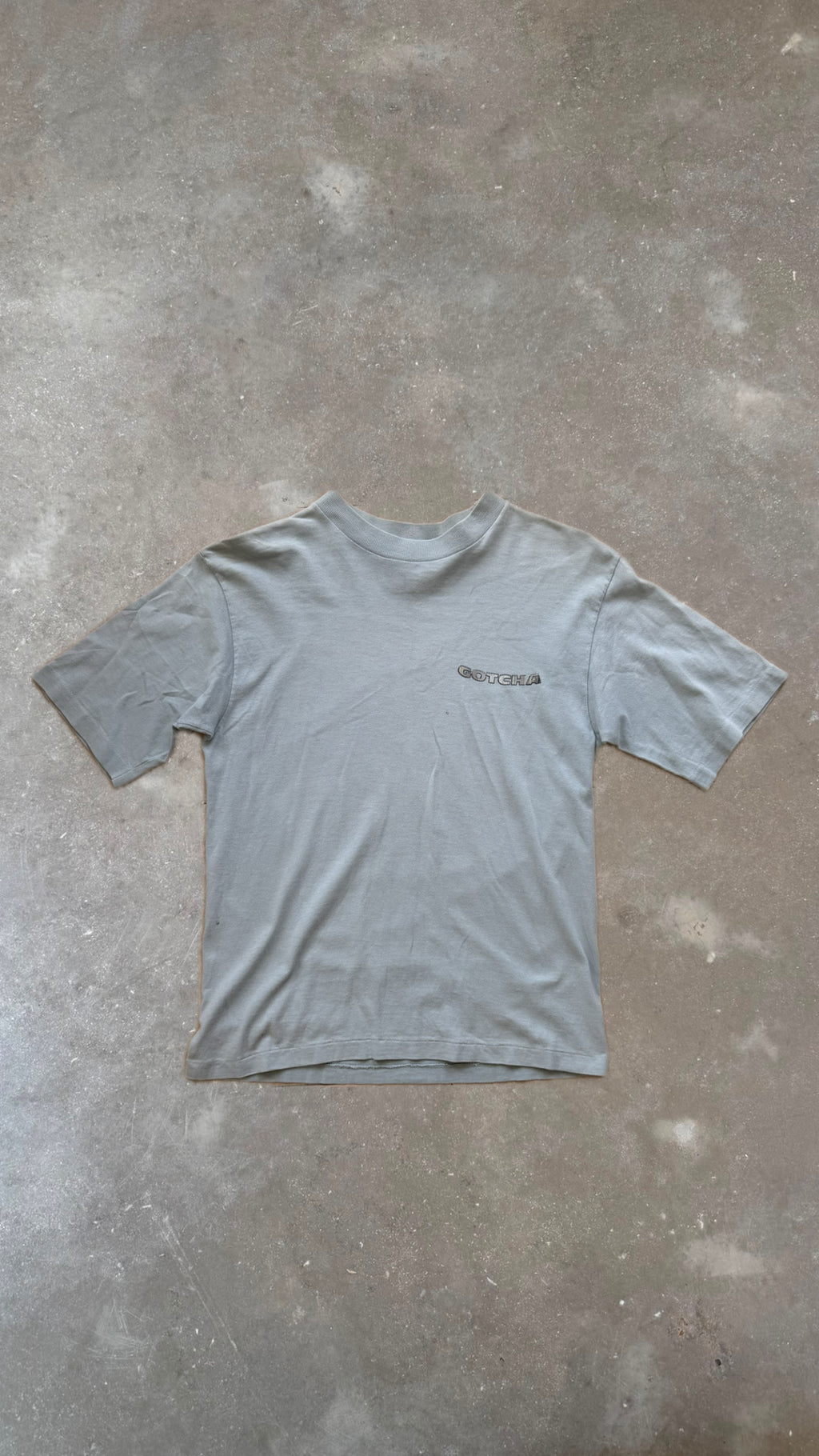 TS0018 Gotcha Blue, Yellow and Green Vintage T-Shirt (S)