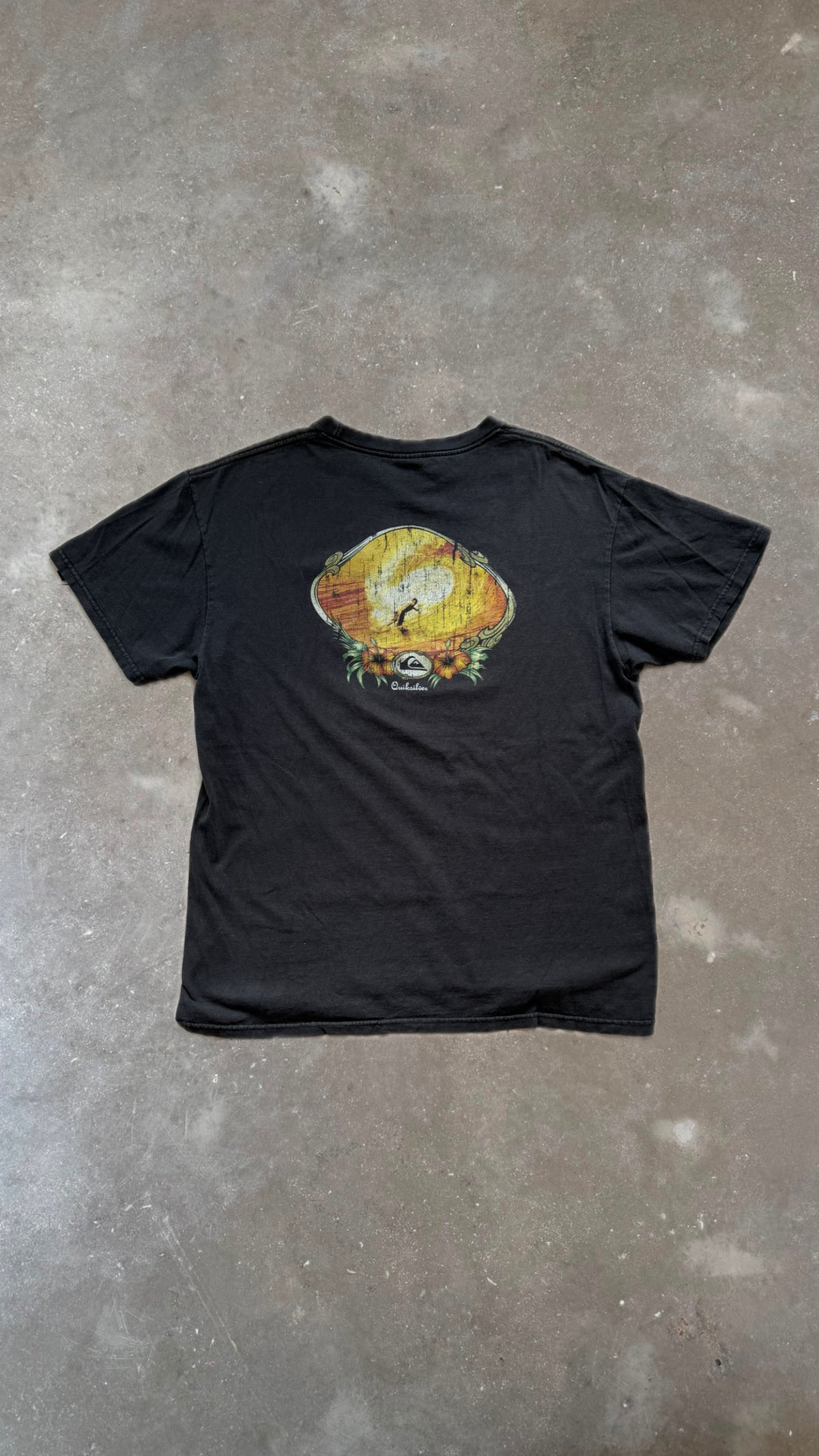 TS0044 Quicksilver Black Sunset Vintage T-Shirt (L)