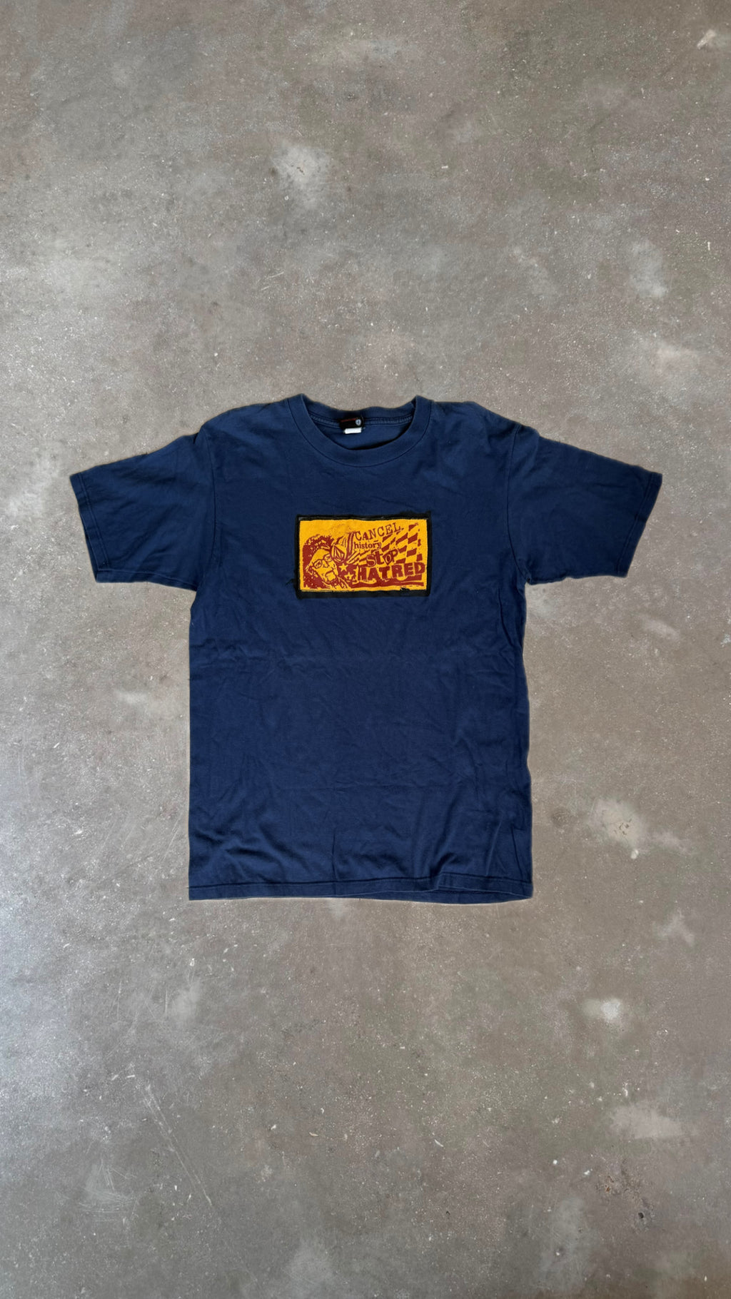 TS0046 Volcom Blue and Yellow Vintage T-Shirt (L)